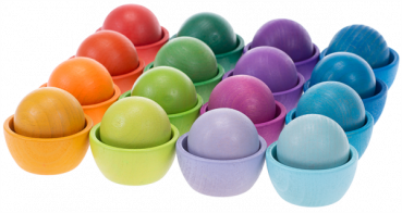 regenbogen-kugeln-mit-farbschalen